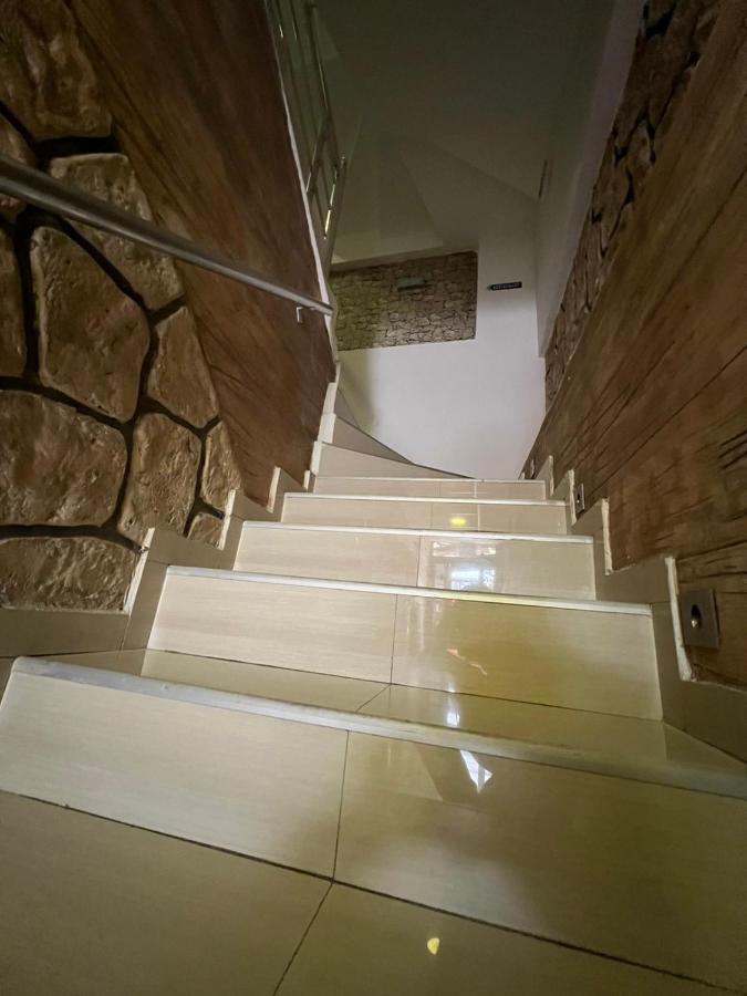 Hotel Ultra Star Skopje Luaran gambar